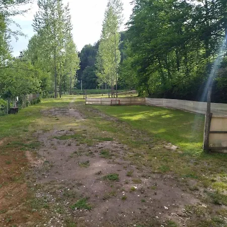 Mikin Vajat I Ribnjak Korenita, Campsite